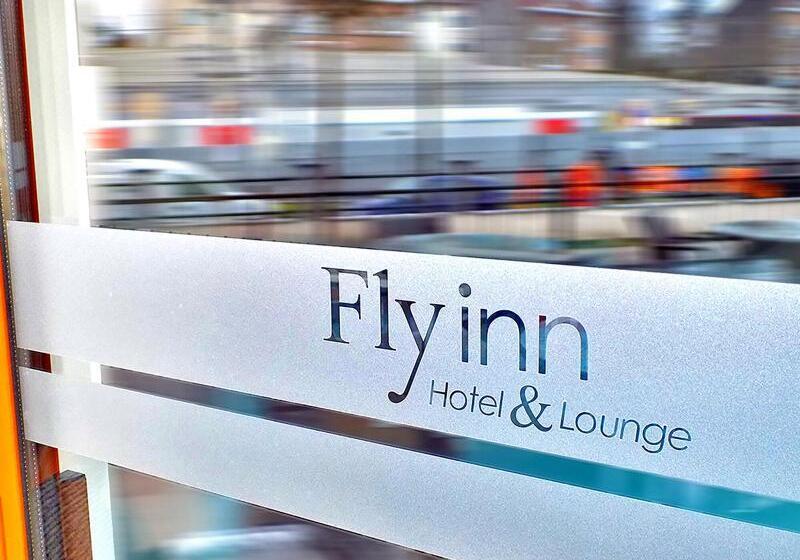 Fly Inn Hotel Lounge