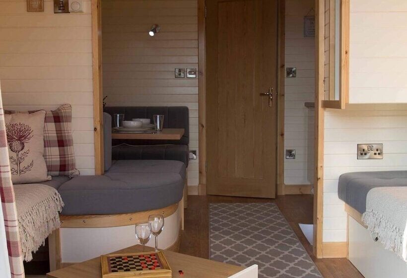 فندق فئة نجمة واحدة The Norman Knight Whichford