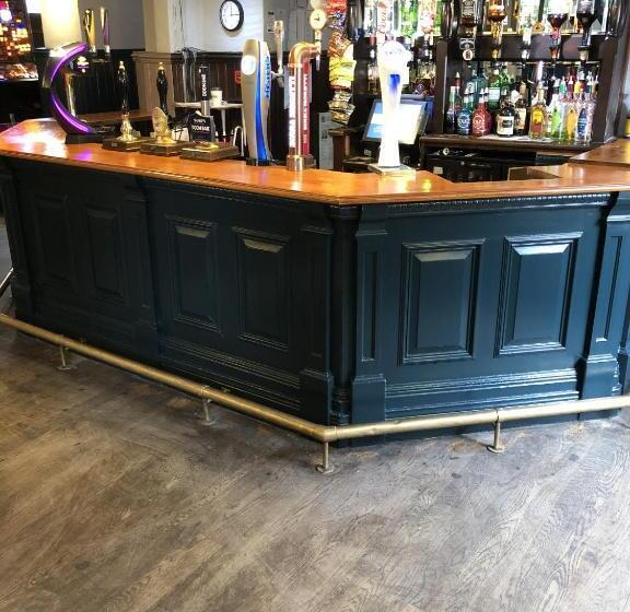 פונדק The Unicorn Richmond