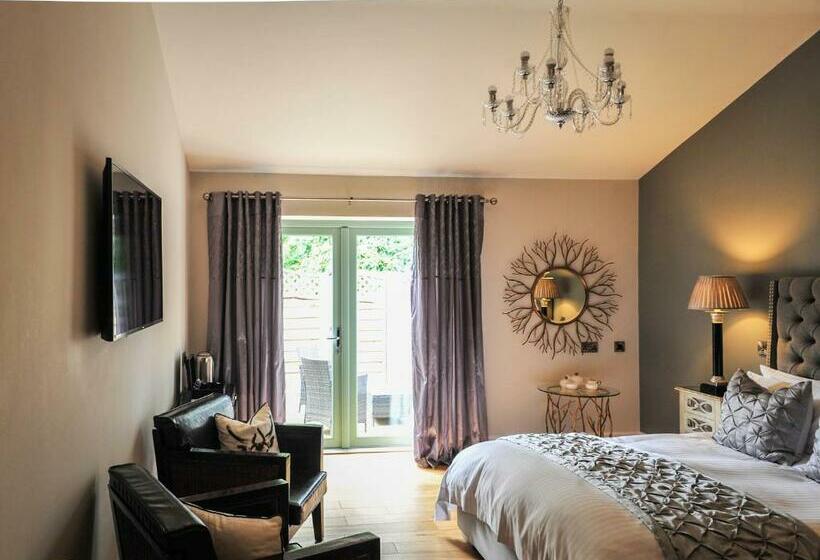 فندق فئة نجمة واحدة The Wyvill Arms