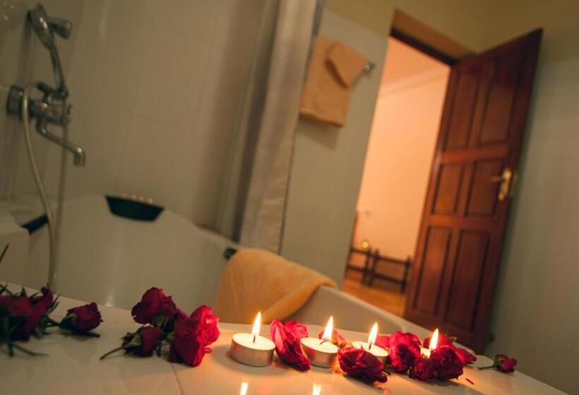 호텔 Ashiyana Cliff And Beach Resort