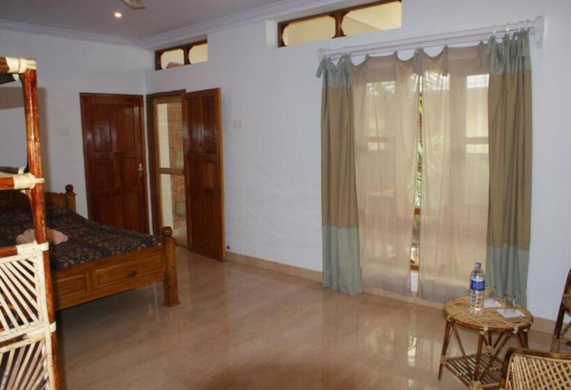 호텔 Ashiyana Cliff And Beach Resort