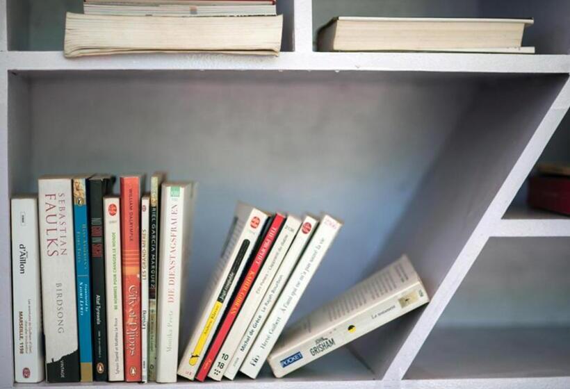 호텔 Ashiyana Cliff And Beach Resort