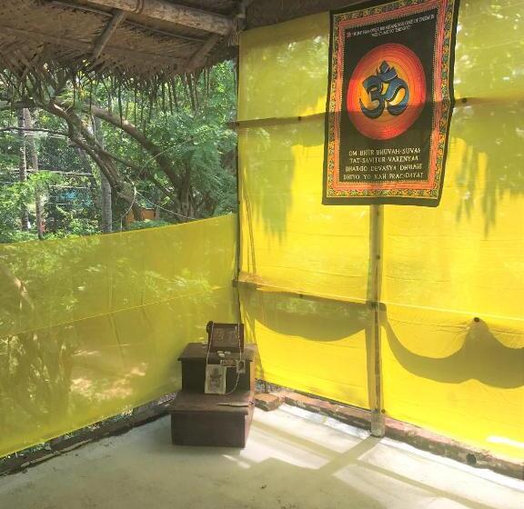 호텔 Ashiyana Cliff And Beach Resort