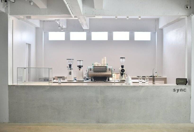 Отель At Kamala