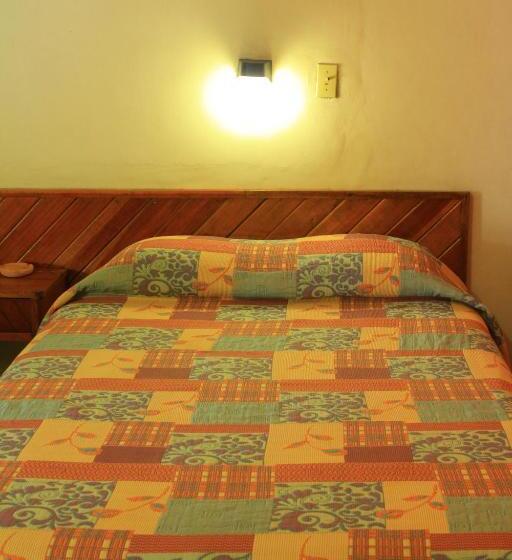 בית מלון כפרי Avenida