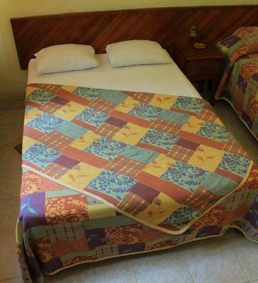 בית מלון כפרי Avenida