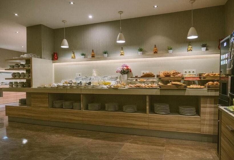 هتل Az Hôtels Zeralda