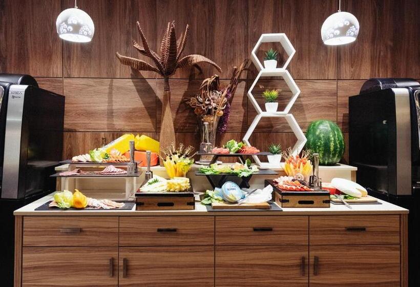 هتل Az Hôtels Zeralda