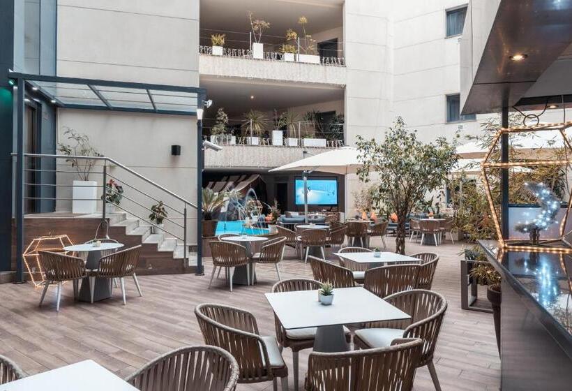 هتل Az Hôtels Zeralda