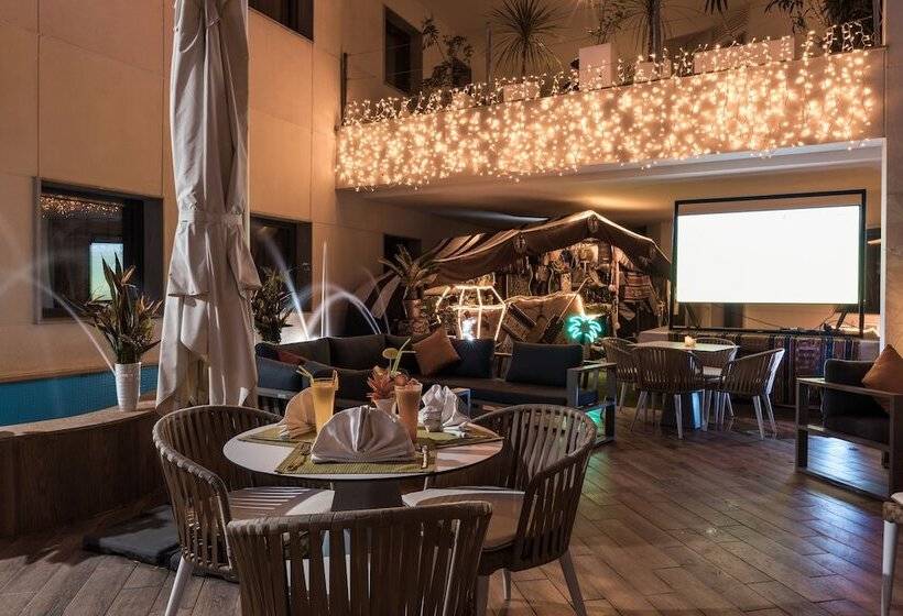 هتل Az Hôtels Zeralda