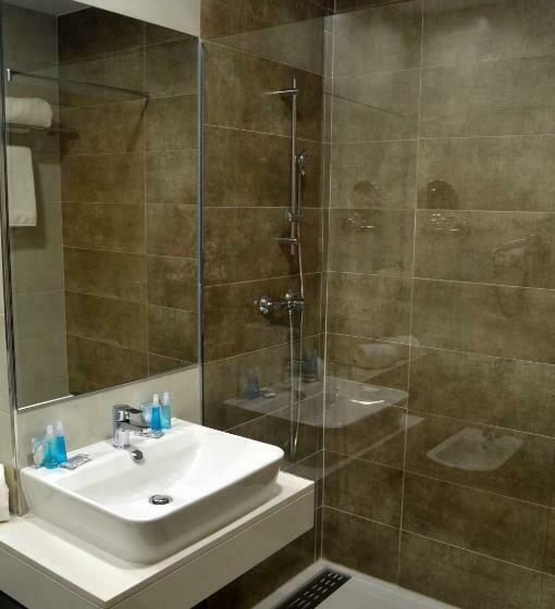 فندق Balneario De Graena