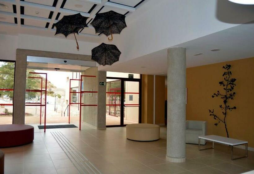 فندق Balneario De Graena