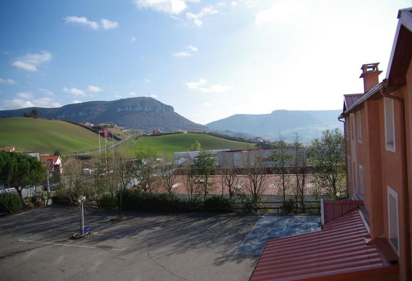 Brit Hotel Essentiel Millau