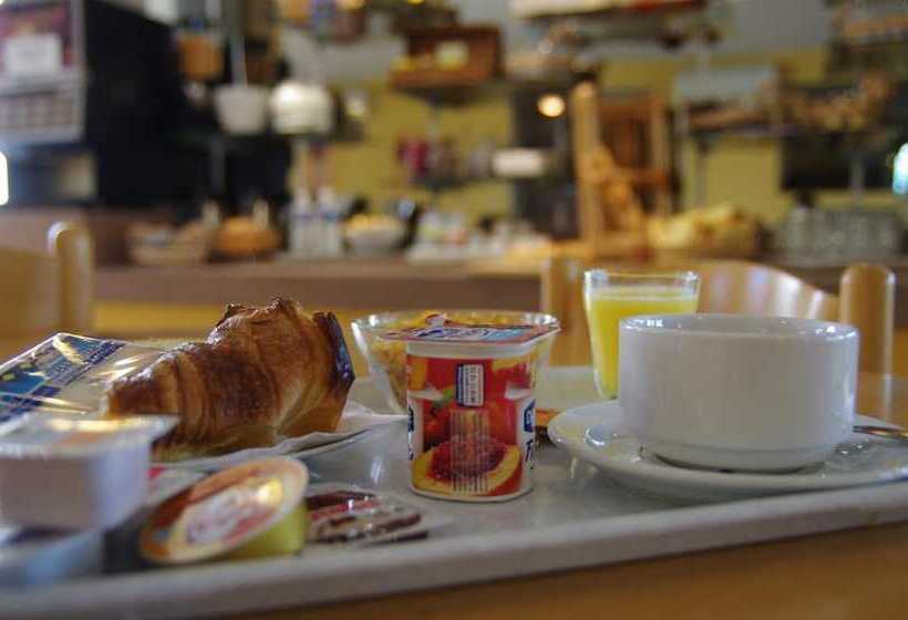 Brit Hotel Essentiel Millau