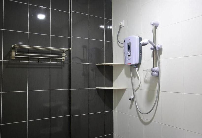 فندق Evonne Budget