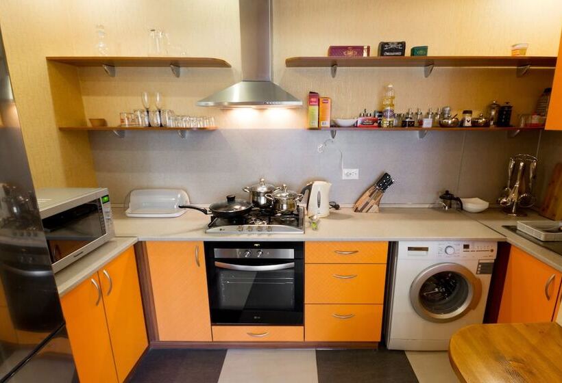 호텔 Chetyre Sezona