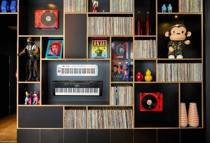 Отель Citizenm London Shoreditch