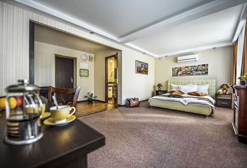 בית מלון כפרי City