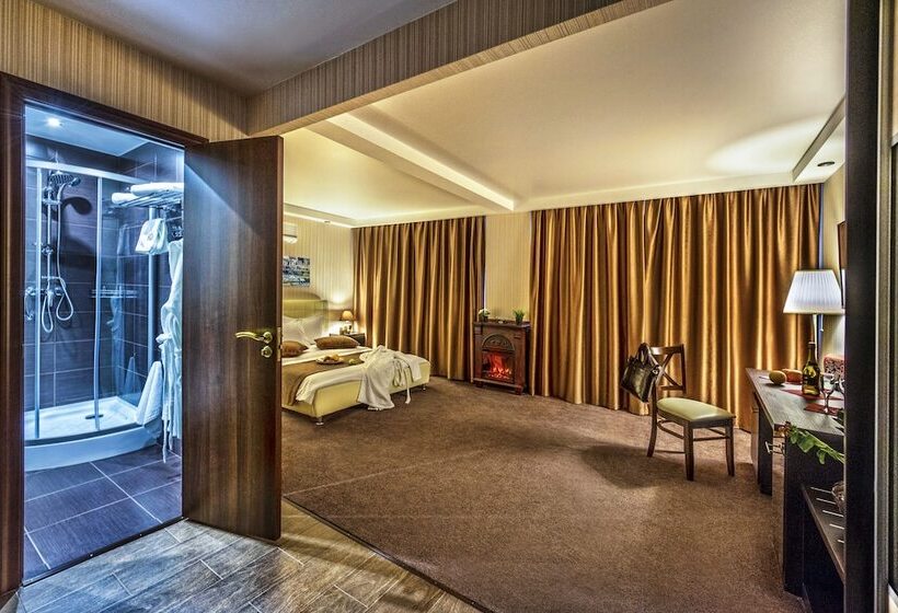 בית מלון כפרי City