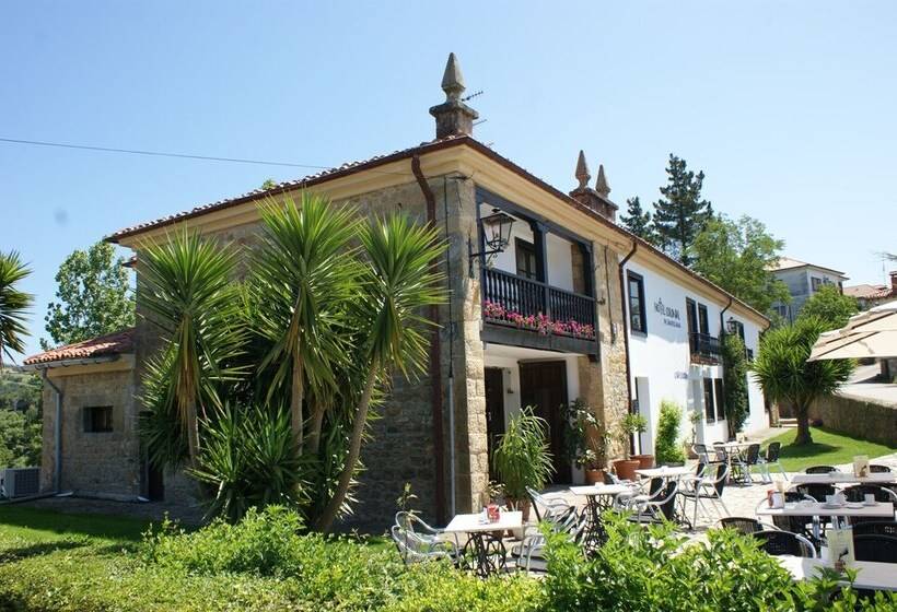 هتل Colonial De Santillana