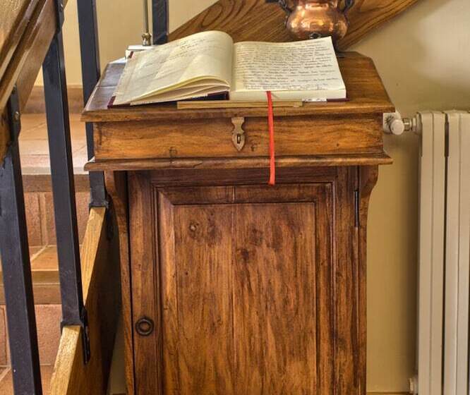 هتل Colonial De Santillana