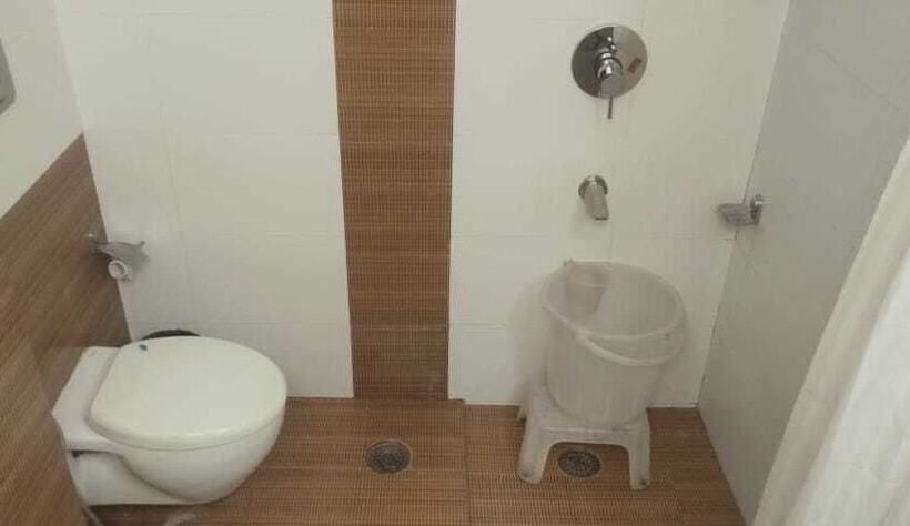 Отель Corporate Inn