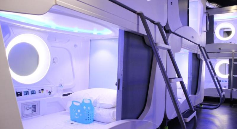 هتل کپسول Hey Bear Capsule