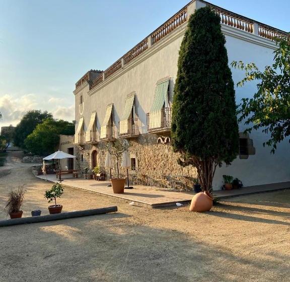 هتل Ecoturisme Mas Ribas