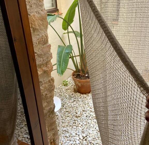 هتل Ecoturisme Mas Ribas