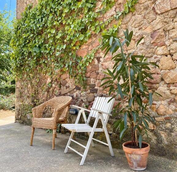 هتل Ecoturisme Mas Ribas