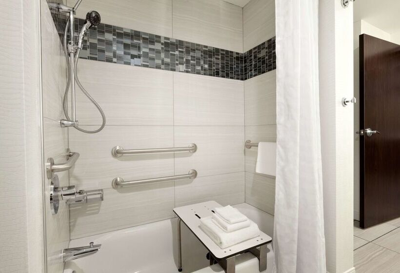 فندق Embassy Suites By Hilton Atlanta Ne Gwinnett Sugarloaf