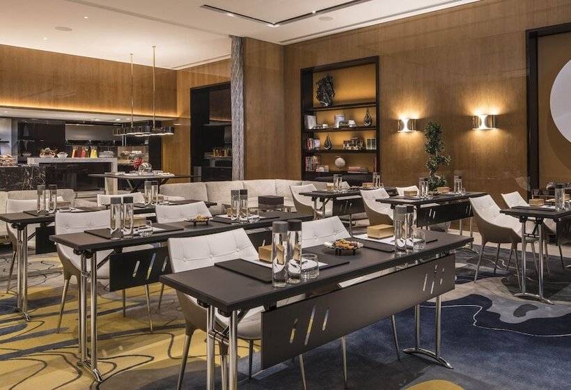 Four Seasons Hotel Dubai International Financial Centre