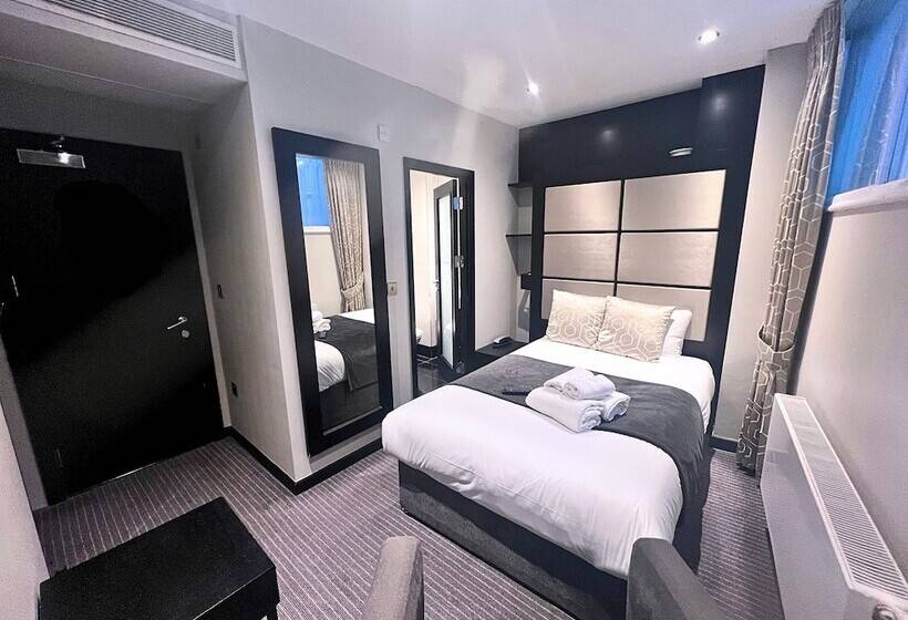 בית מלון כפרי Great St Helen