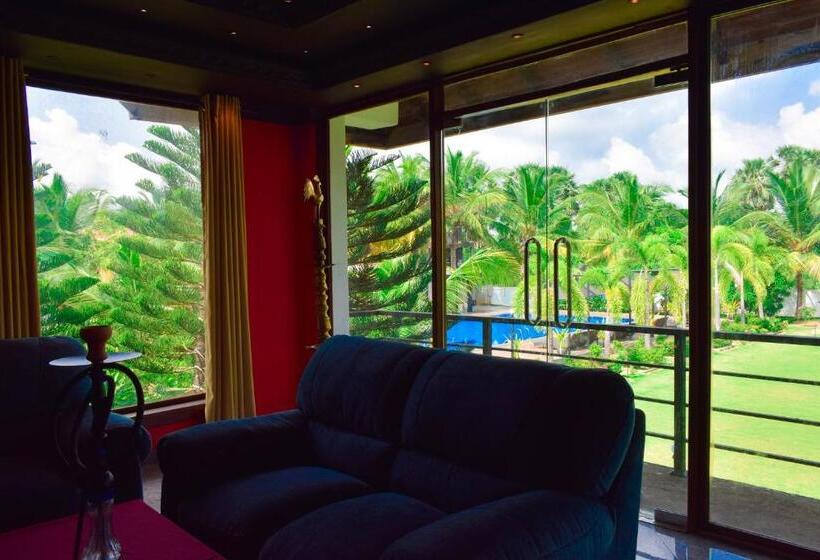 Отель Green Garden