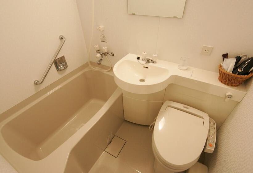 Green Rich Hotel Tosu Ekimae