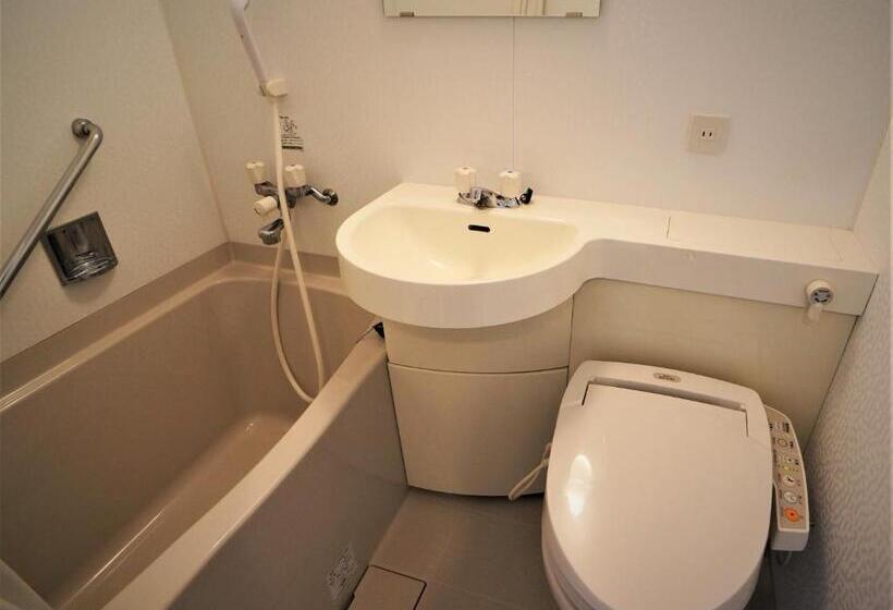 Green Rich Hotel Tosu Ekimae