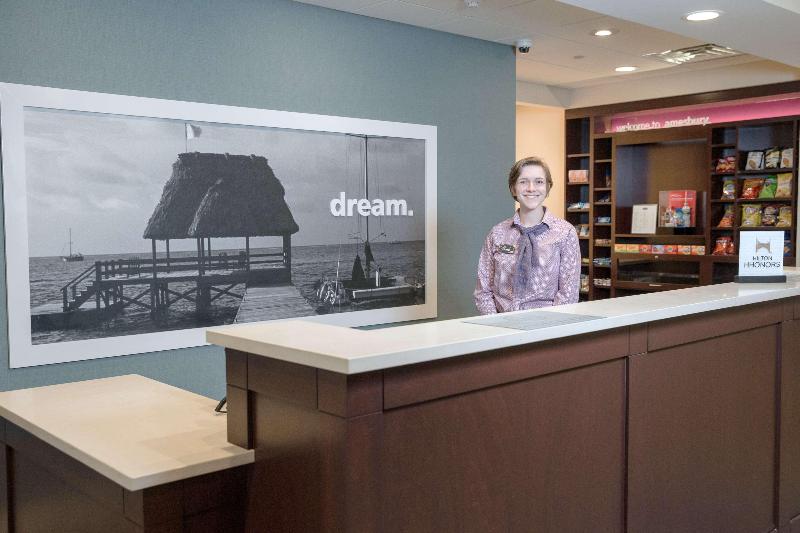 فندق Hampton Inn By Hilton Amesbury