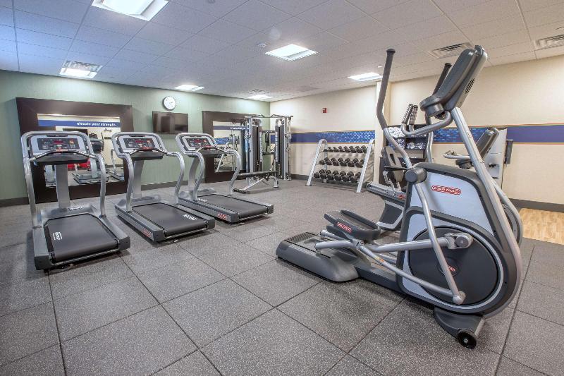 فندق Hampton Inn By Hilton Amesbury