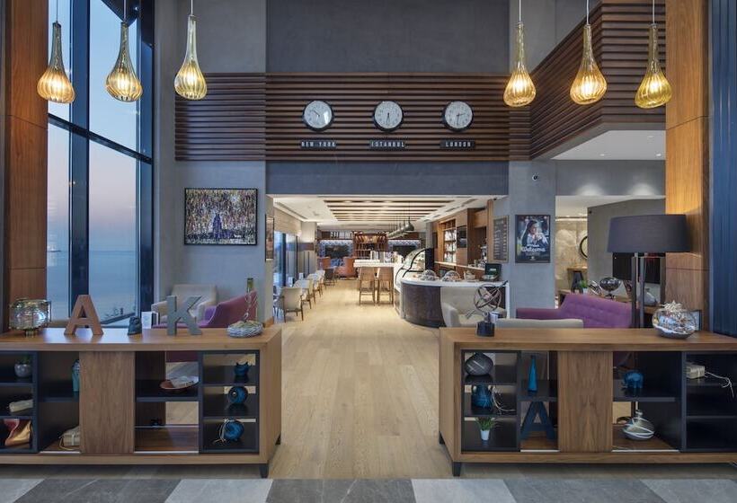 Отель Holiday Inn Istanbul Tuzla Bay, An Ihg