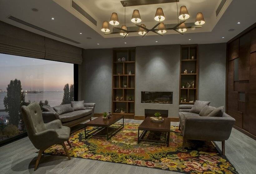 Отель Holiday Inn Istanbul Tuzla Bay, An Ihg