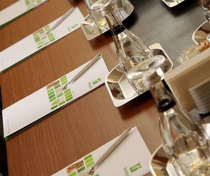 Отель Holiday Inn Istanbul Tuzla Bay, An Ihg