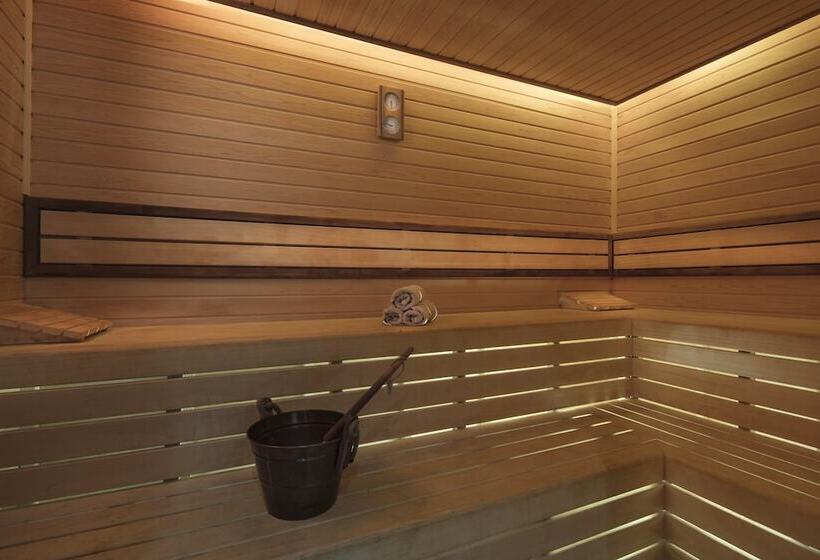 Отель Holiday Inn Istanbul Tuzla Bay, An Ihg