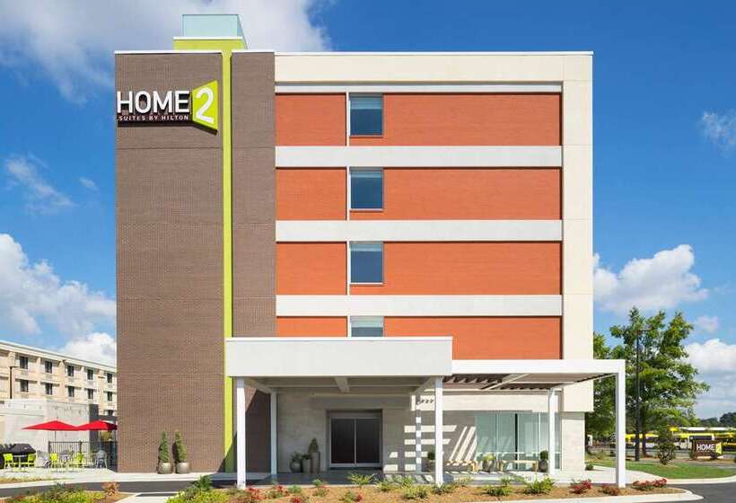 فندق Home2 Suites By Hilton Charlotte Airport