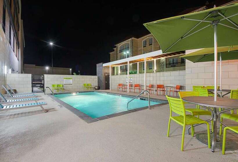 בית מלון כפרי Home2 Suites By Hilton Dallas Grand Prairie