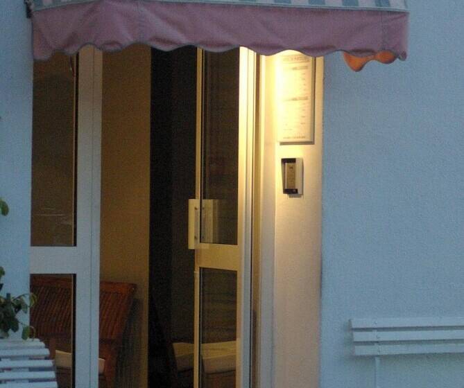 호텔 Hôtel De Porticcio