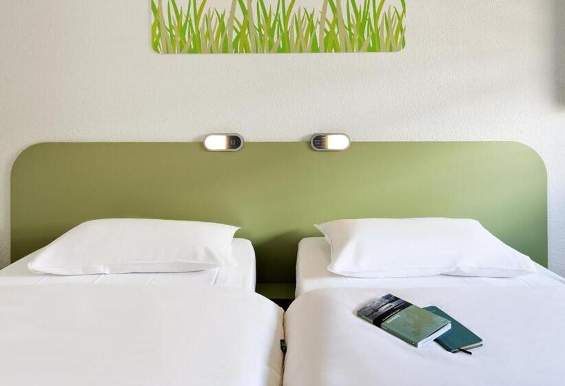 בית מלון כפרי Ibis Budget Montélimar