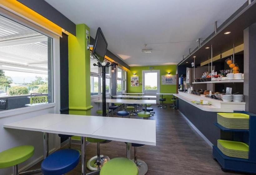 בית מלון כפרי Ibis Budget Montélimar