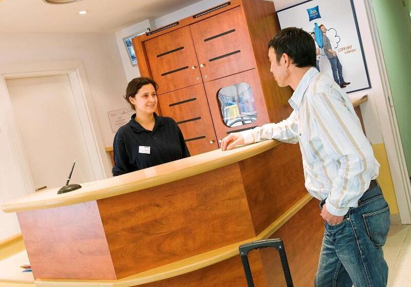 فندق Ibis Budget Versailles Coignieres