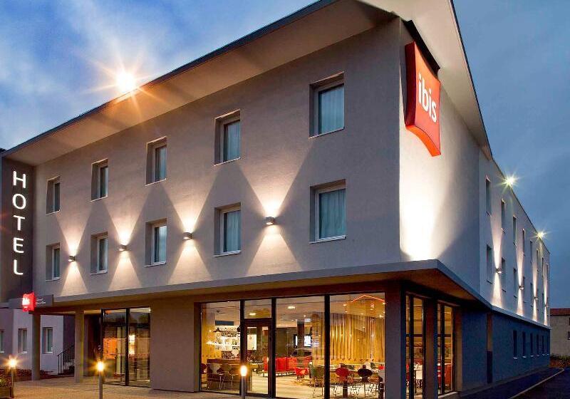 酒店 Ibis Clermontferrand Nord Riom